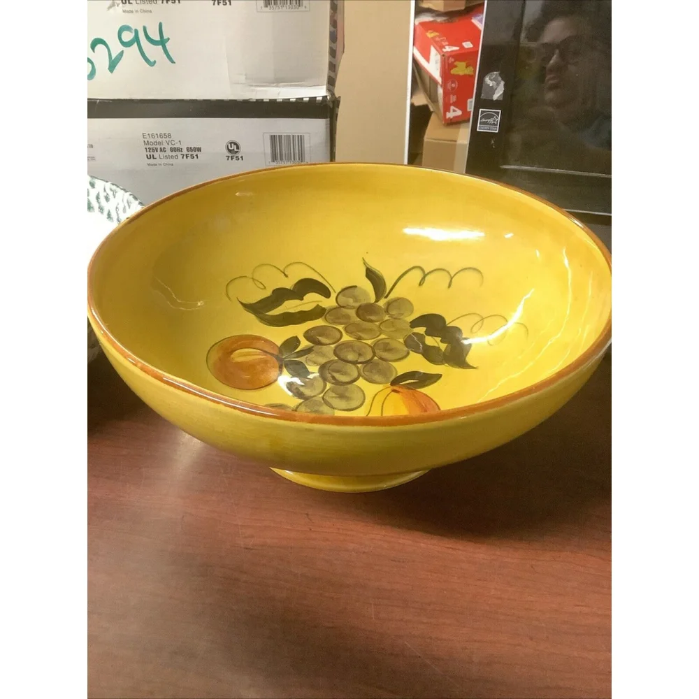 Los Angeles Potteries crazing chip